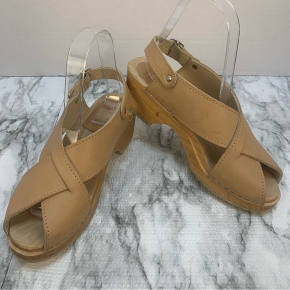 Maguba sustainable, handmade in Sweden.leather and wood sandals. - Picture 3 of 12